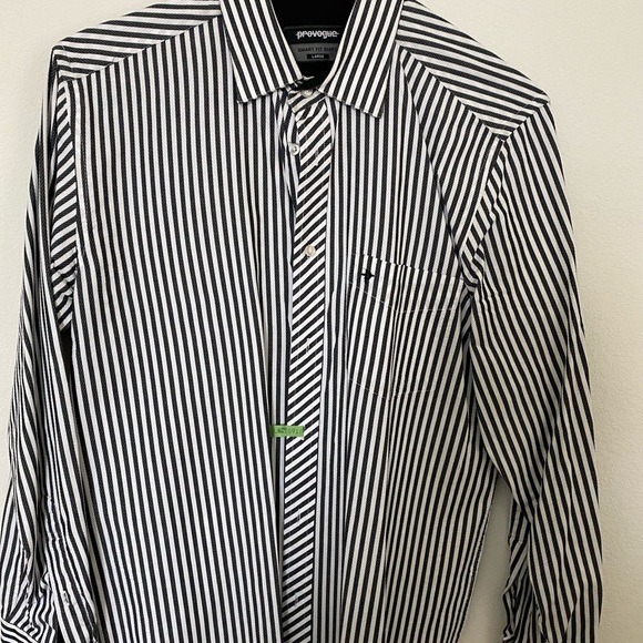 Men’s shirts - Picture 6 of 8